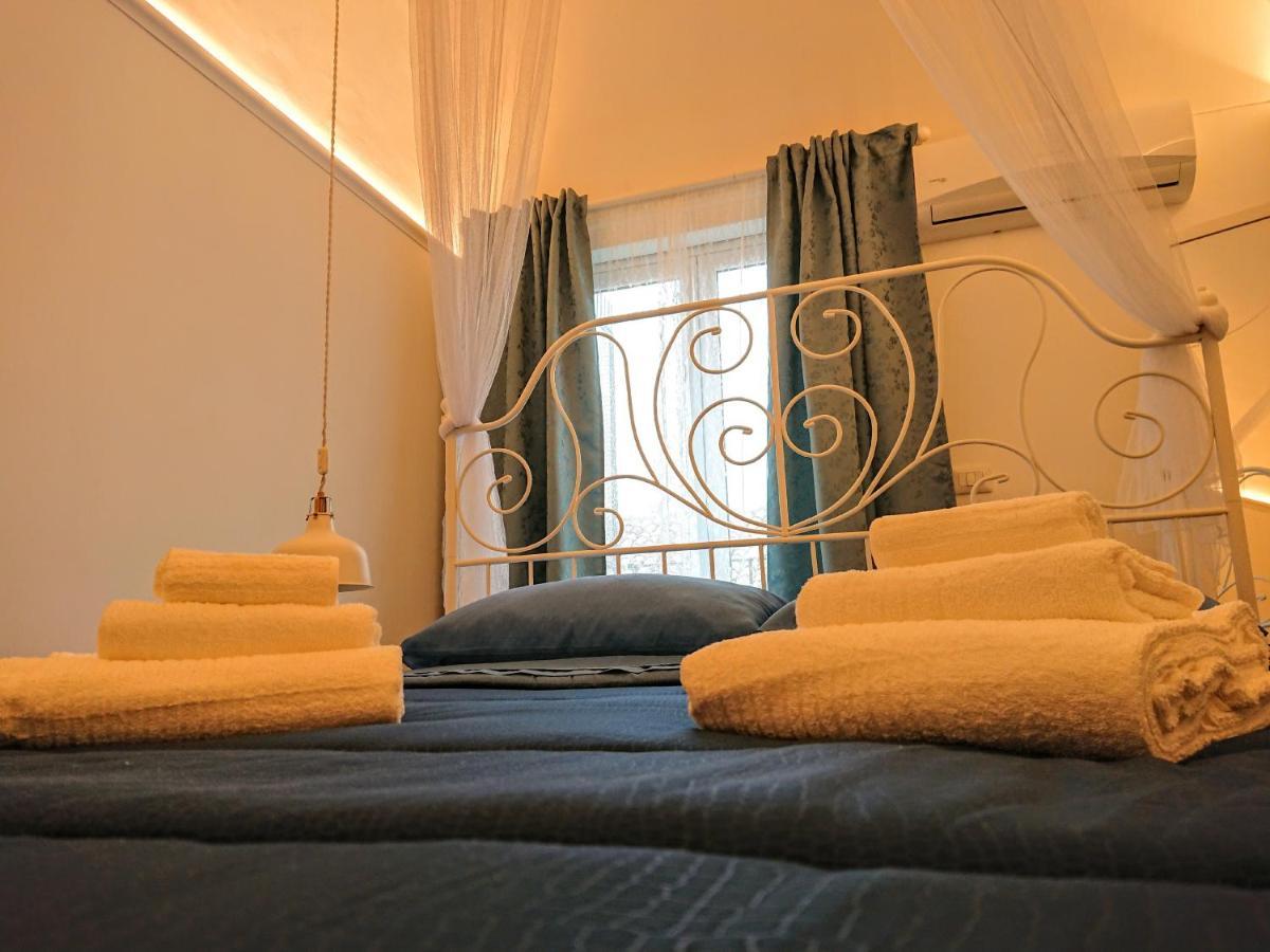 Siculi Central Apartment Катанія Екстер'єр фото