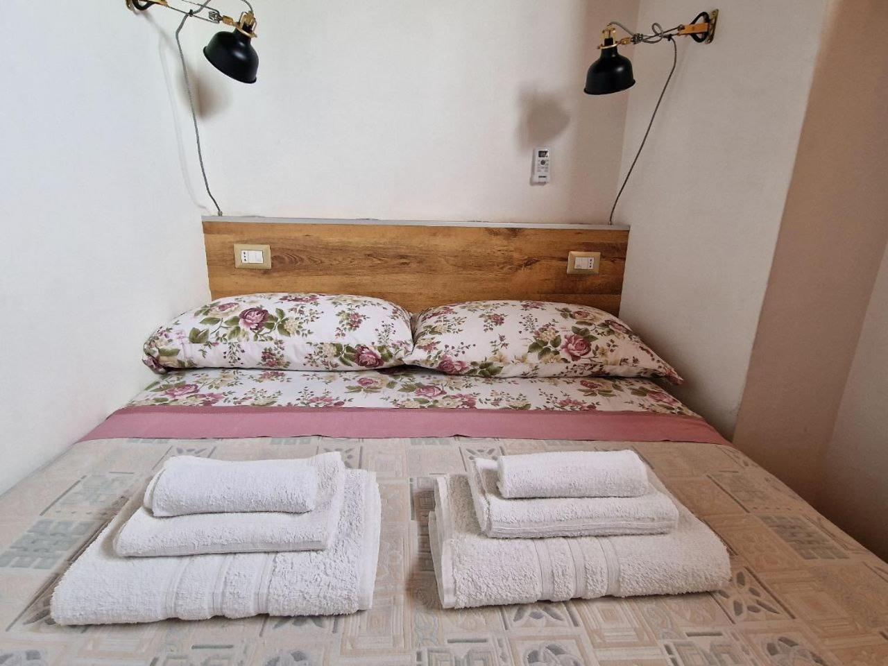 Siculi Central Apartment Катанія Екстер'єр фото